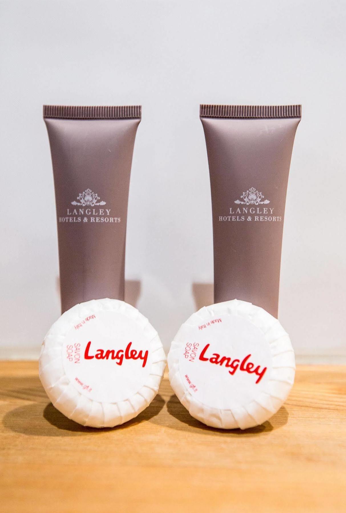 Langley Hotel Victors Val-dʼIsère Екстериор снимка