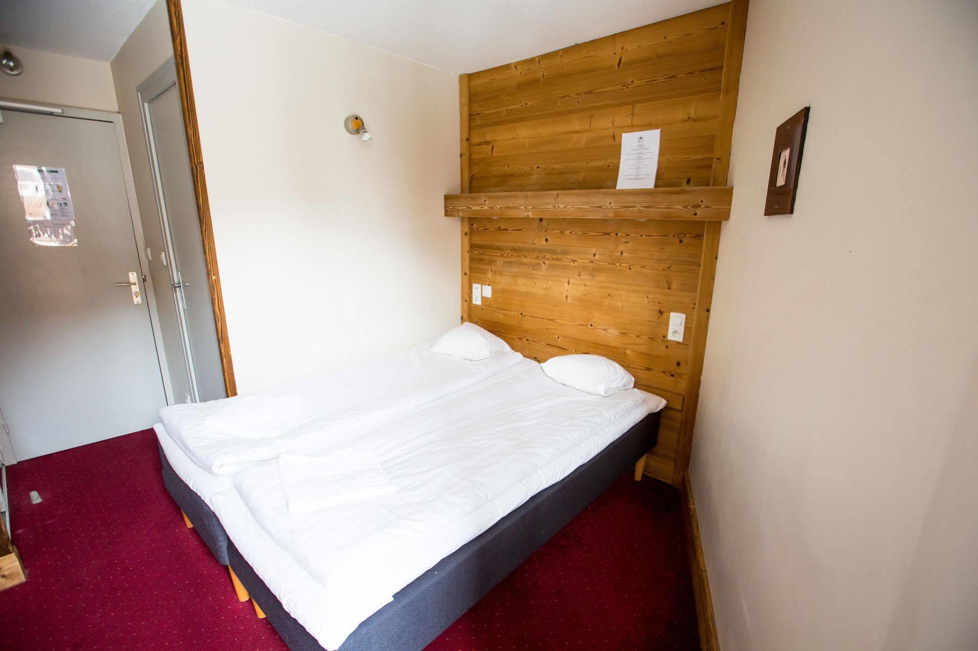 Langley Hotel Victors Val-dʼIsère Екстериор снимка