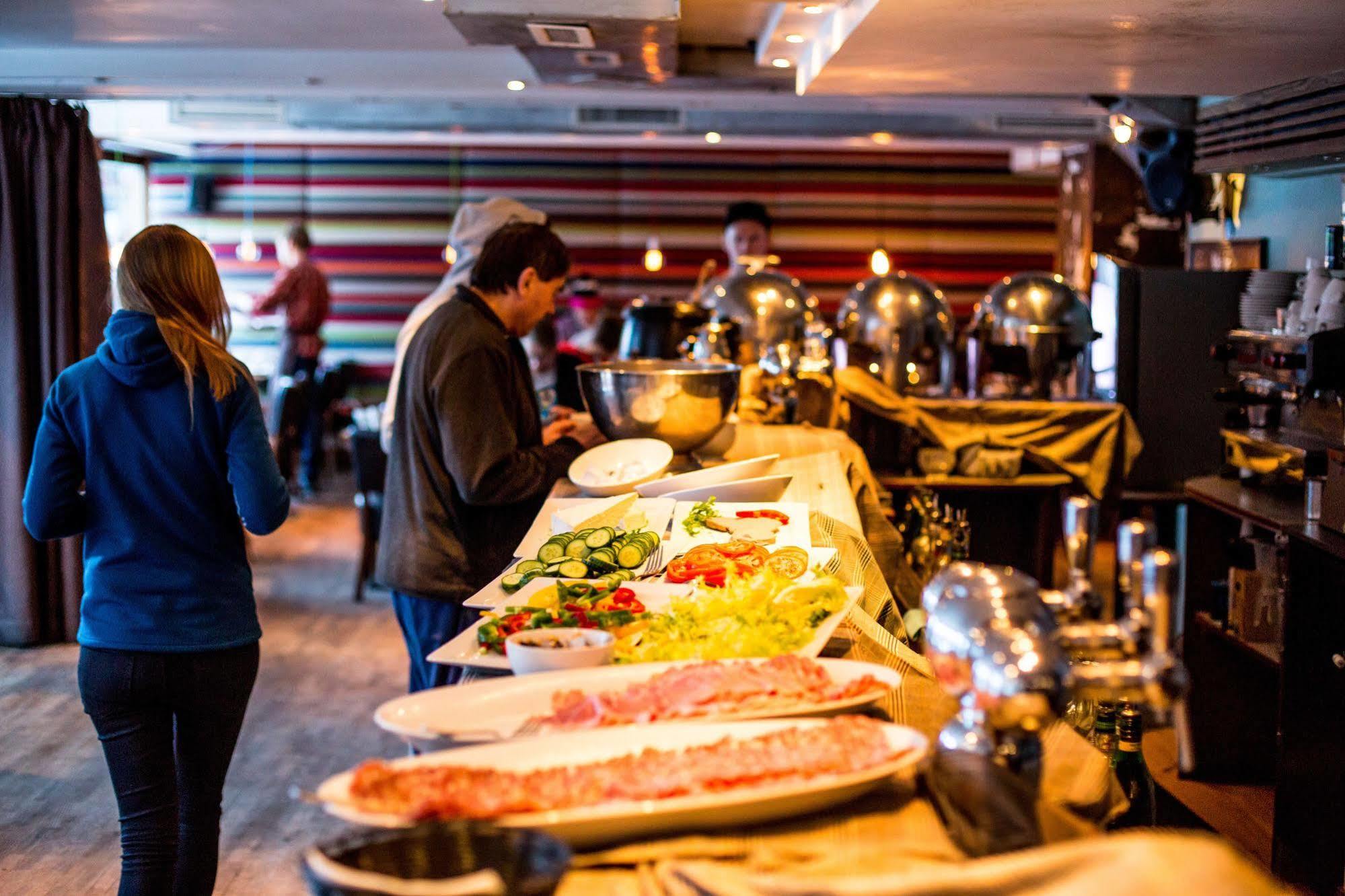 Langley Hotel Victors Val-dʼIsère Екстериор снимка